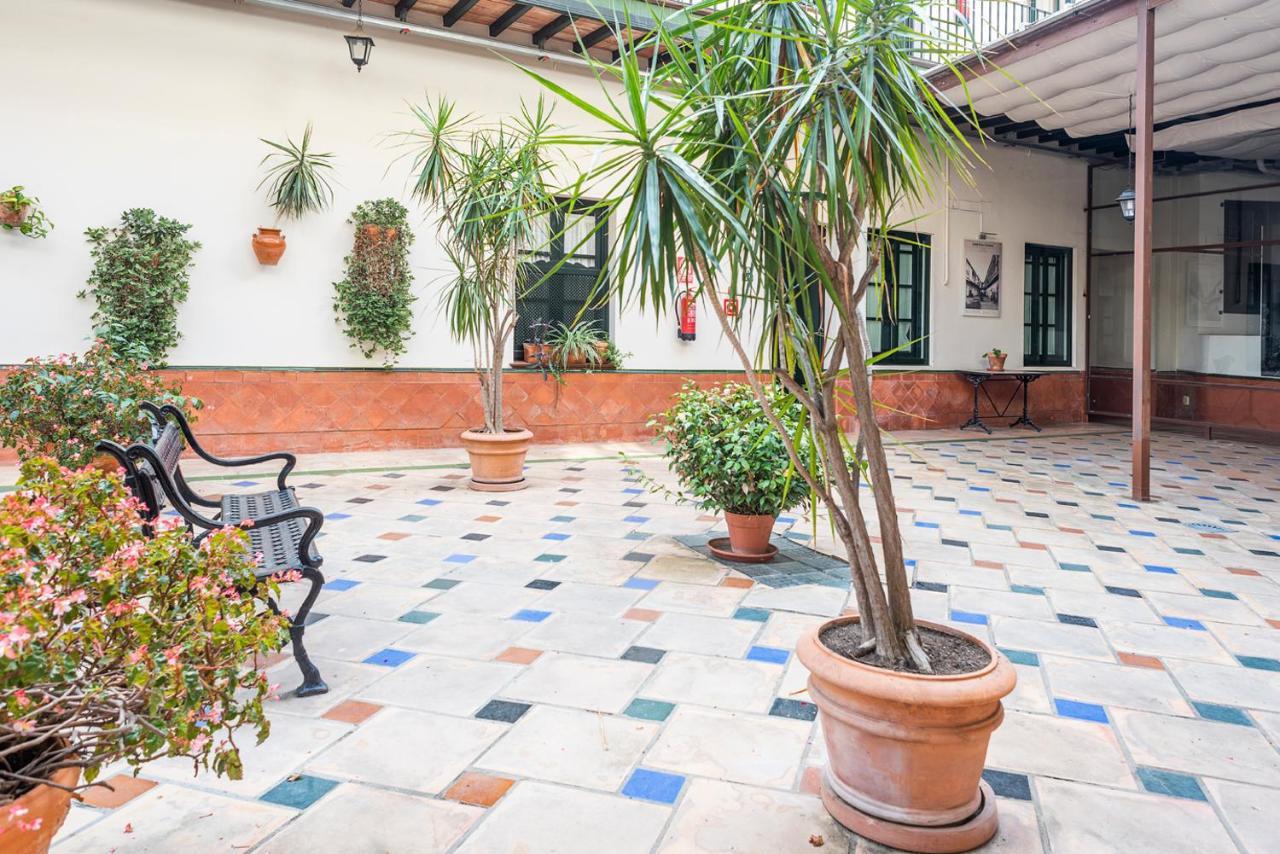 Alohamundi Lumbreras IV Apartment Seville Exterior photo