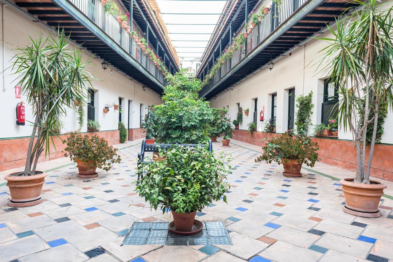 Alohamundi Lumbreras IV Apartment Seville Exterior photo